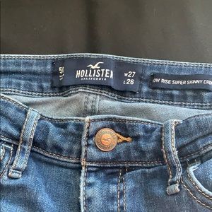 Hollister ripped Jeans (size 5r)